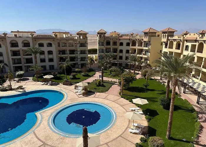Resort-style Luxury With Pool And Sea View In Sahl Hasheesh Hurghada