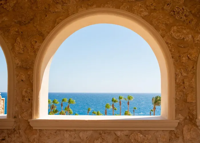Apartment Resort-style Luxury With Pool And Sea View In Sahl Hasheesh Hurghada